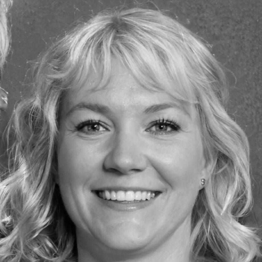 Sophie Martin, Conseillère Financière Principale